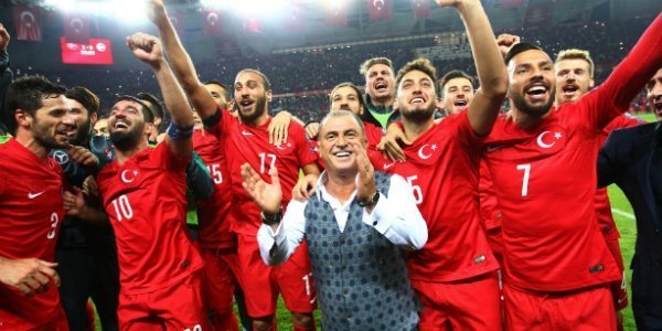 ЄВРО-2016. Чи буває свято після похмілля? ФОТО