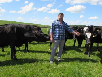 Волинянин покинув місто, аби створити у селі успішний молочний бізнес. ФОТО