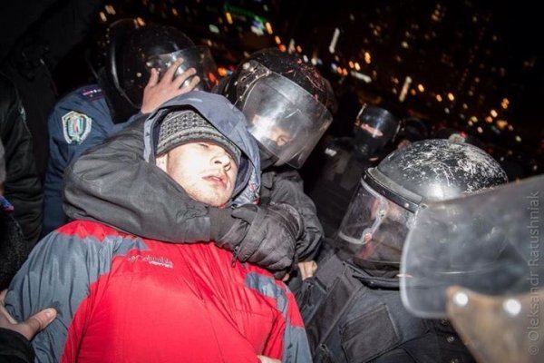 У Києві сталась бійка активістів з міліцією. ФОТО