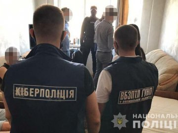 Затримали лучанина, який адміністрував порнографічні сайти