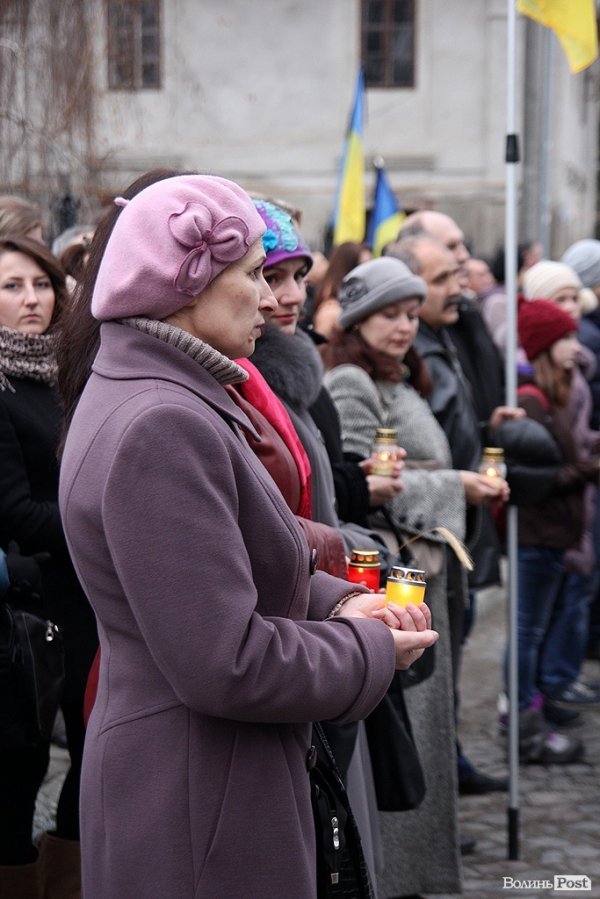 Як Луцьк вшановував жертв Голодомору. ФОТО