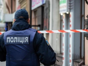 У підвалі луцького будинку знайшли тіло чоловіка, яке пролежало там 2 тижні