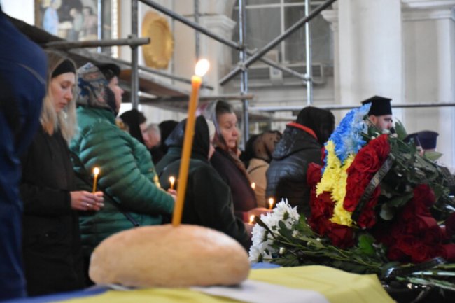 День скорботи: лучани віддали останню шану трьом Героям