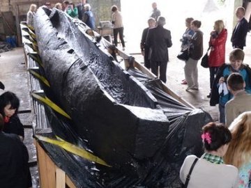 На Волині почали реконструкцію музею, щоб розмістити унікальний човен-довбанку