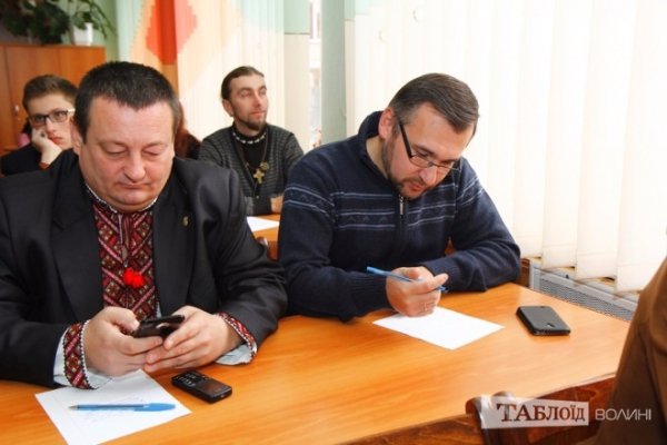 Як волиняни писали радіодиктант національної єдності. ФОТО