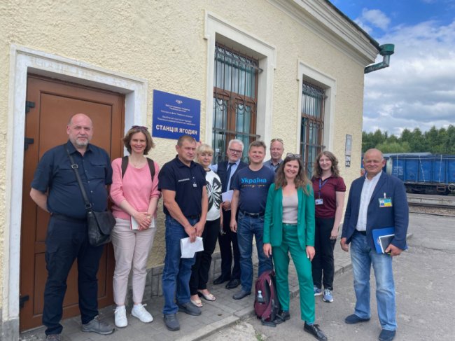 Делегація Єврокомісії побувала на пунктах пропустку, розташованих на Волині. ФОТО