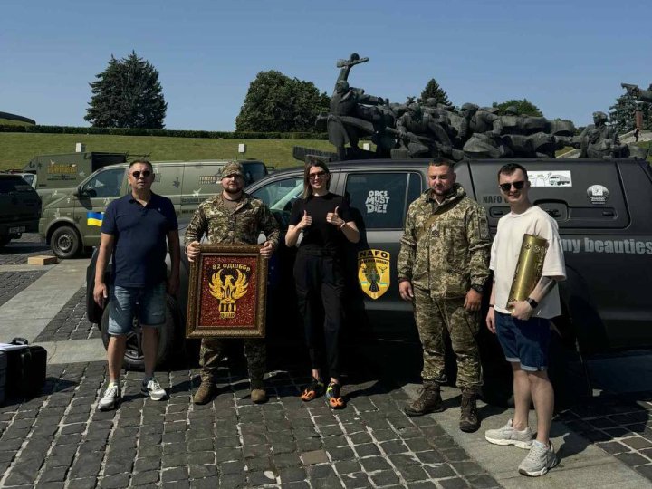 Луцька блогерка Анна Данильчук допомогла зібрати кошти на три автівки для ЗСУ: усі донатори — іноземці