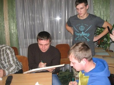 На Андріївських вечорницях волинських бійців пригощали варениками. ФОТО