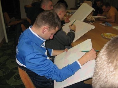 На Андріївських вечорницях волинських бійців пригощали варениками. ФОТО