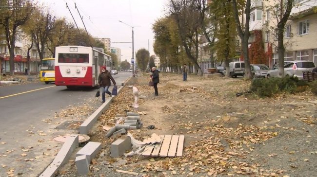 Які роботи ще тривають на проспекті Волі після відкриття. ФОТО. ВІДЕО