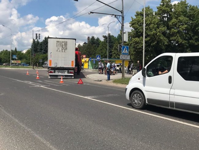 Вантажівка на смерть переїхала чоловіка у Ковелі. ФОТО