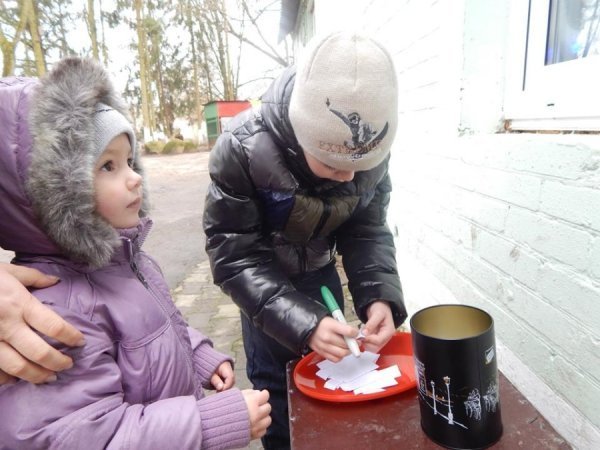 У Луцькому зоопарку обирають кращу новорічну іграшку. ФОТО