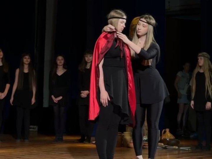Юні актори Волинського драмтеатру здобули три перші місця на фестивалі «Луцьк — територія талантів». ВІДЕО