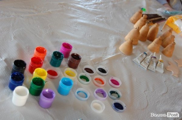 У Луцьку почали готувати подарунки до Великодня. ФОТО