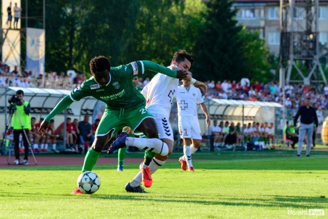 «Волинь» – «Карпати»: великий фотозвіт із нашумілого матчу