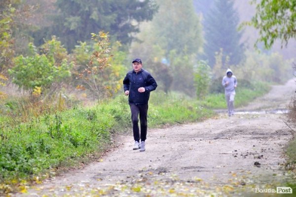 Луцьк. Ранок. Парк. Лучани. ФОТО