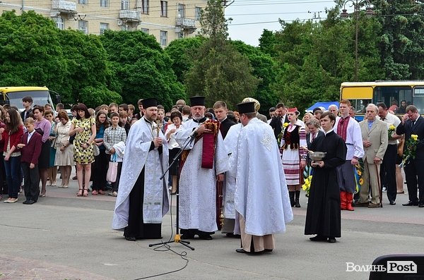 У Луцьку вшанували Шевченка. ФОТО
