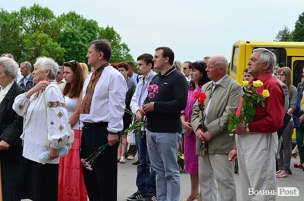 У Луцьку вшанували Шевченка. ФОТО