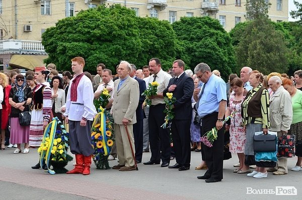 У Луцьку вшанували Шевченка. ФОТО