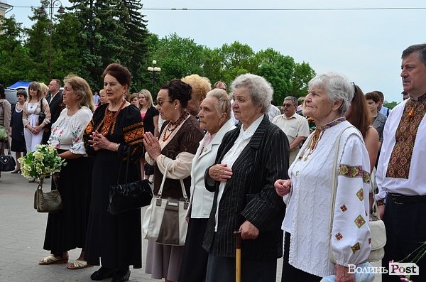У Луцьку вшанували Шевченка. ФОТО