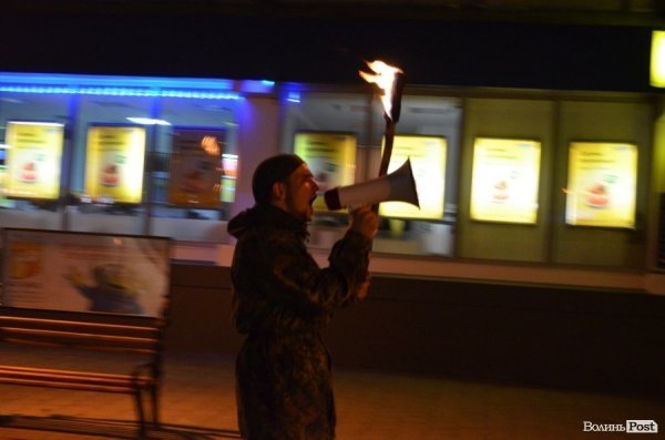 У Луцьку відбулася смолоскипна хода на честь річниці УПА. ФОТО. ВІДЕО