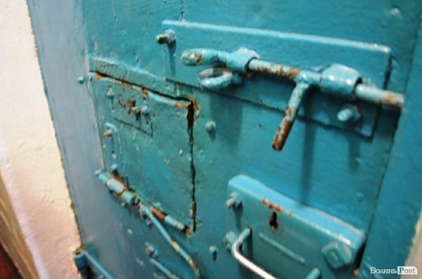 Тюремники показали Луцьке СІЗО. ФОТО