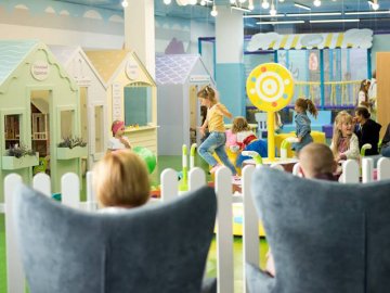 У РЦ «Промінь» запрошують відвідати «Долину Смугастого»*