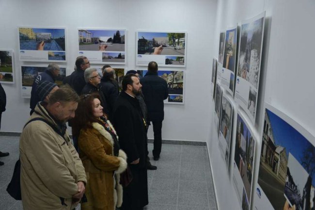 Відомий фотограф презентував виставку про Луцьк