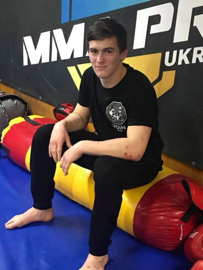 Як волинські «воїни» готуються до Чемпіонату України з ММА. ФОТО