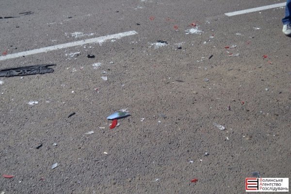 Аварія на Гнідавській: зіткнулися три автівки. ФОТО