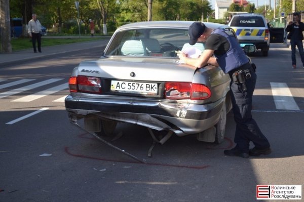 Аварія на Гнідавській: зіткнулися три автівки. ФОТО