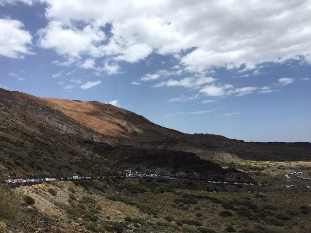 Мандрівник з Луцька піднявся на найвищу точку Іспанії. ФОТО