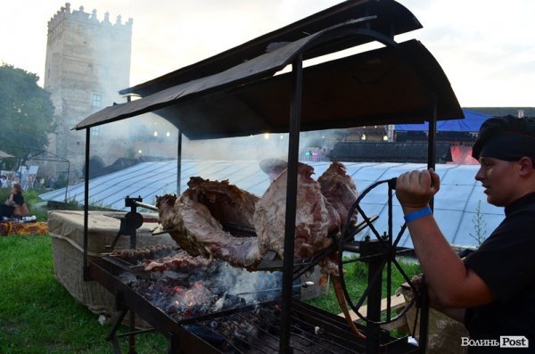«Ніч у Луцькому замку-2013» стартувала. ФОТО 