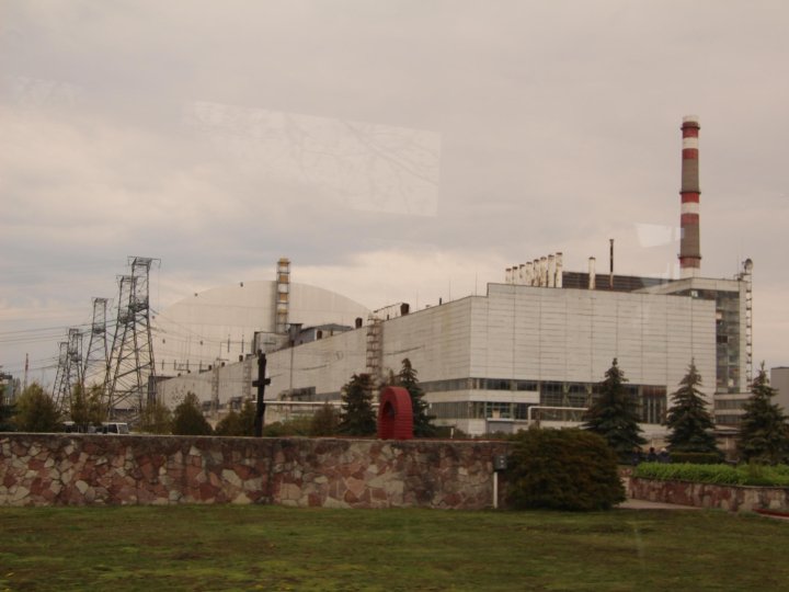 Через російський обстріл на ЧАЕС стався блекаут