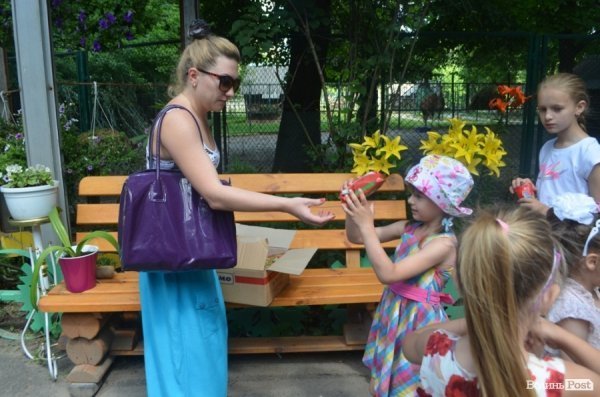 Благодійна акція у Луцькому зоопарку. ФОТО