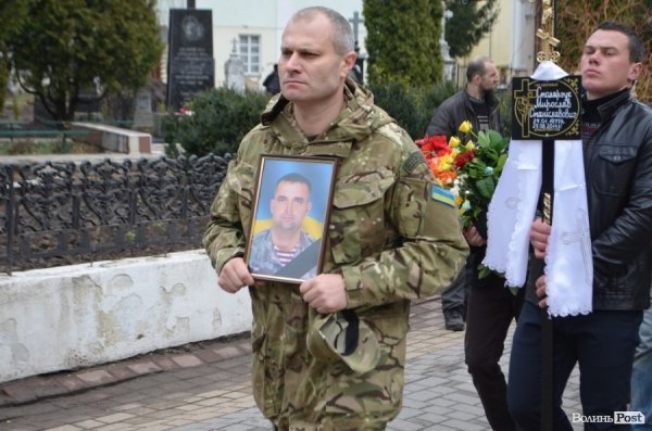 У Луцьку прощалися із двома загиблими бійцями АТО. ФОТО