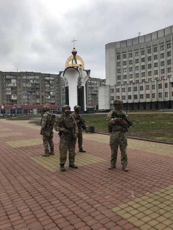 Спецпідрозділ СБУ вийшов охороняти Луцьк напередодні і під час виборів. ФОТО