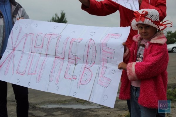 Мешканці Жовтневого протестували проти перейменування. ФОТО