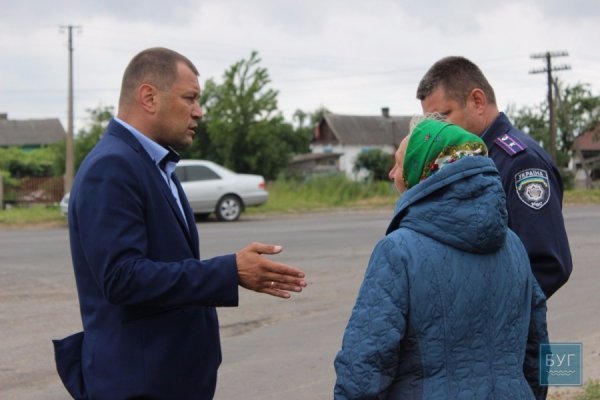 Мешканці Жовтневого протестували проти перейменування. ФОТО