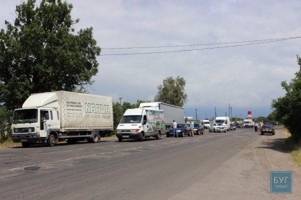 Мешканці Жовтневого протестували проти перейменування. ФОТО