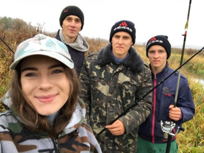 «Риболовля – це класно, якщо ви не провалюєтесь у боброву яму», – волинська журналістка