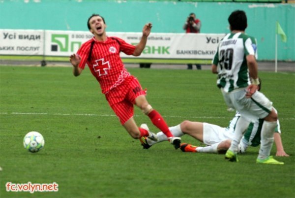 Західноукраїнське дербі: фото з гри «Волині» у Львові