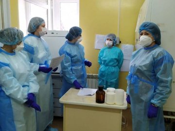 У Луцьку лабораторні тести на коронавірус планують робити цілодобово