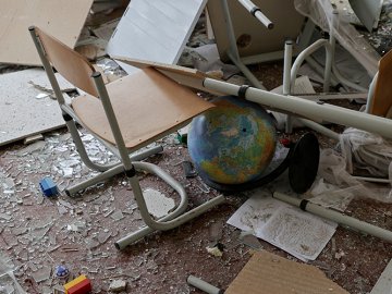 На окупованих територіях росіяни змушують дітей ходити до школи