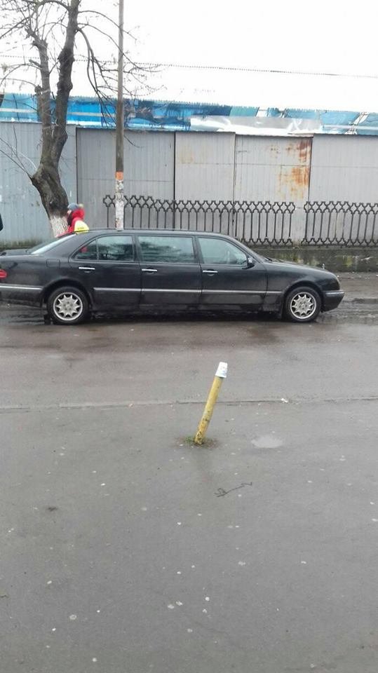Луцьком їздить нестандартне «лімузин-таксі». ФОТО