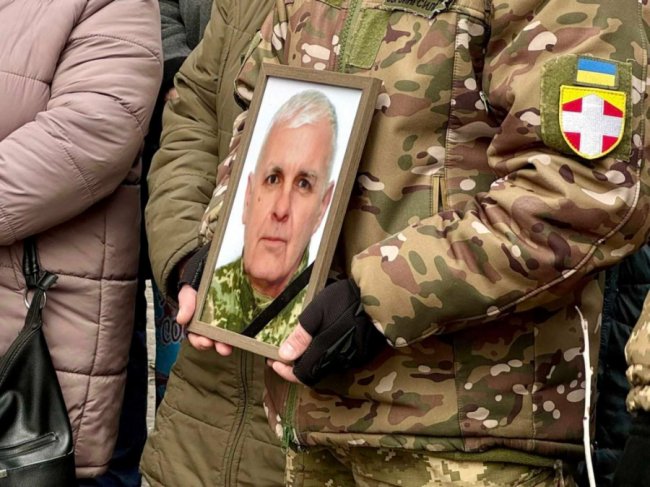 Волиняни провели в останню путь Героя Ігоря Мочалова