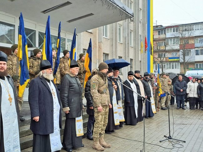 Навіки 43: у Ковелі попрощалися з полеглим зенітником