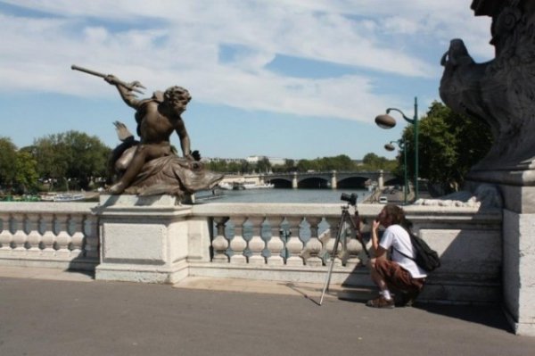 «Правильні» фото з пам'ятниками