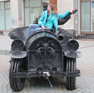 «Правильні» фото з пам'ятниками