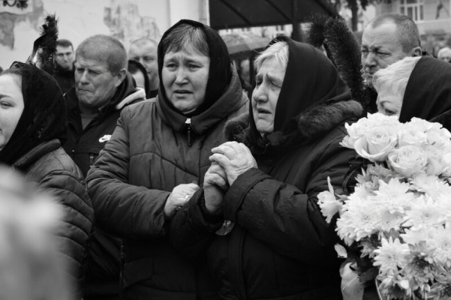 Луцьк попрощався із загиблим у війні з Росією військовослужбовцем Сергієм Пянтковським